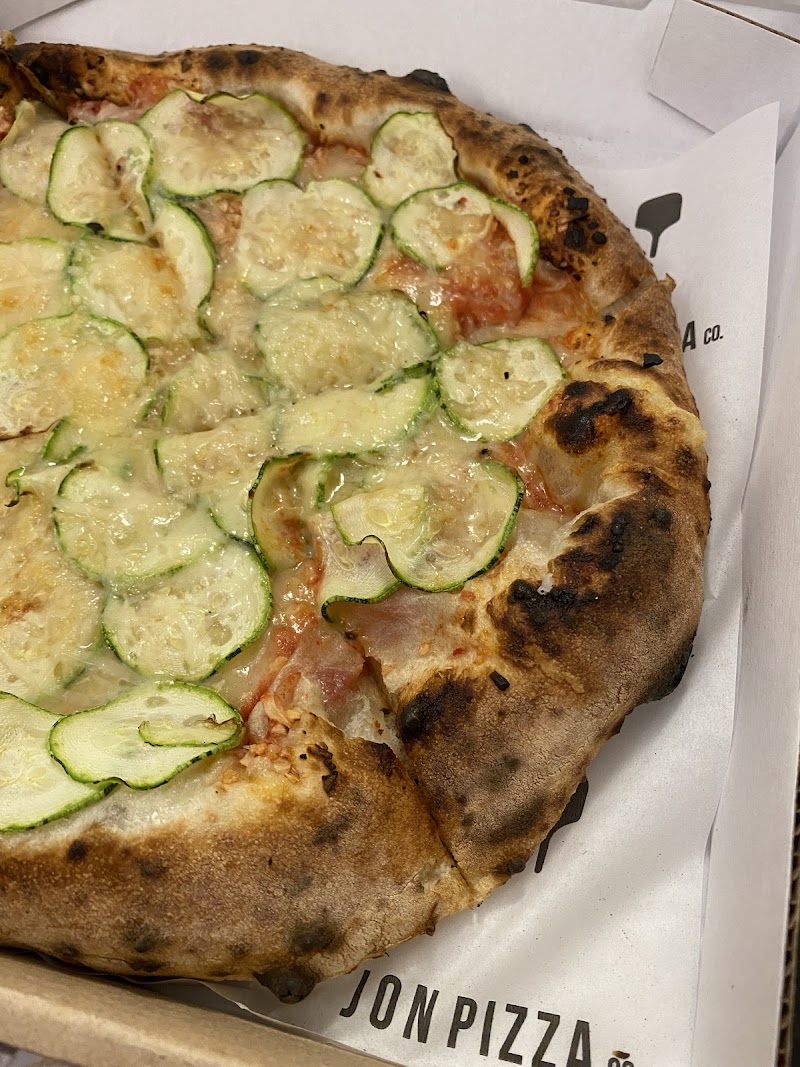 Foto de Jon Pizza Co.