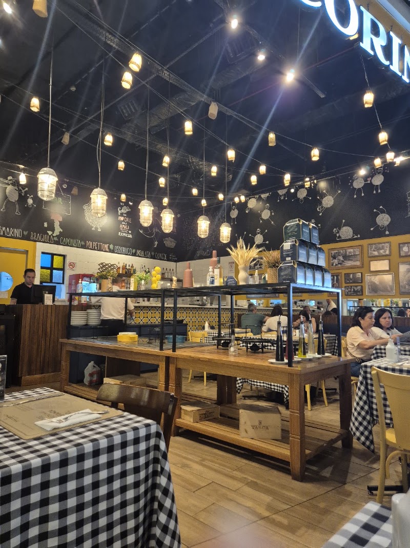 Foto de Pecorino Bar & Trattoria Shopping Mueller: Massas, Risoto, Pizza, Delivery PR