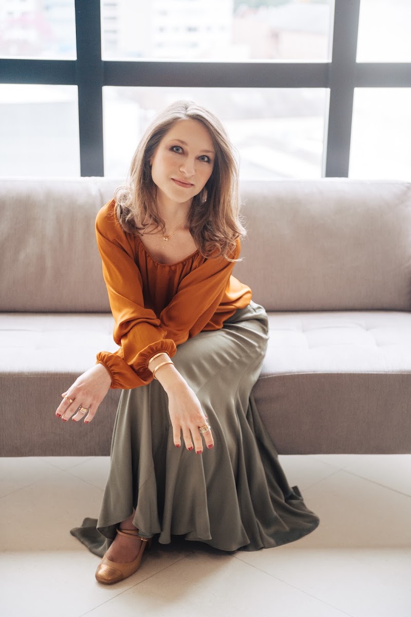 Foto de Dra. Leila Cavalin Alves- dermatologista em Curitiba