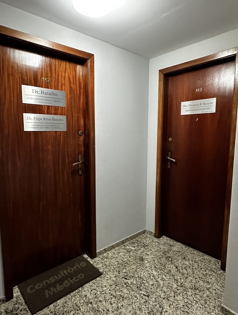 Foto de Dra. Fernanda Baracho | Dermatologista em Curitiba