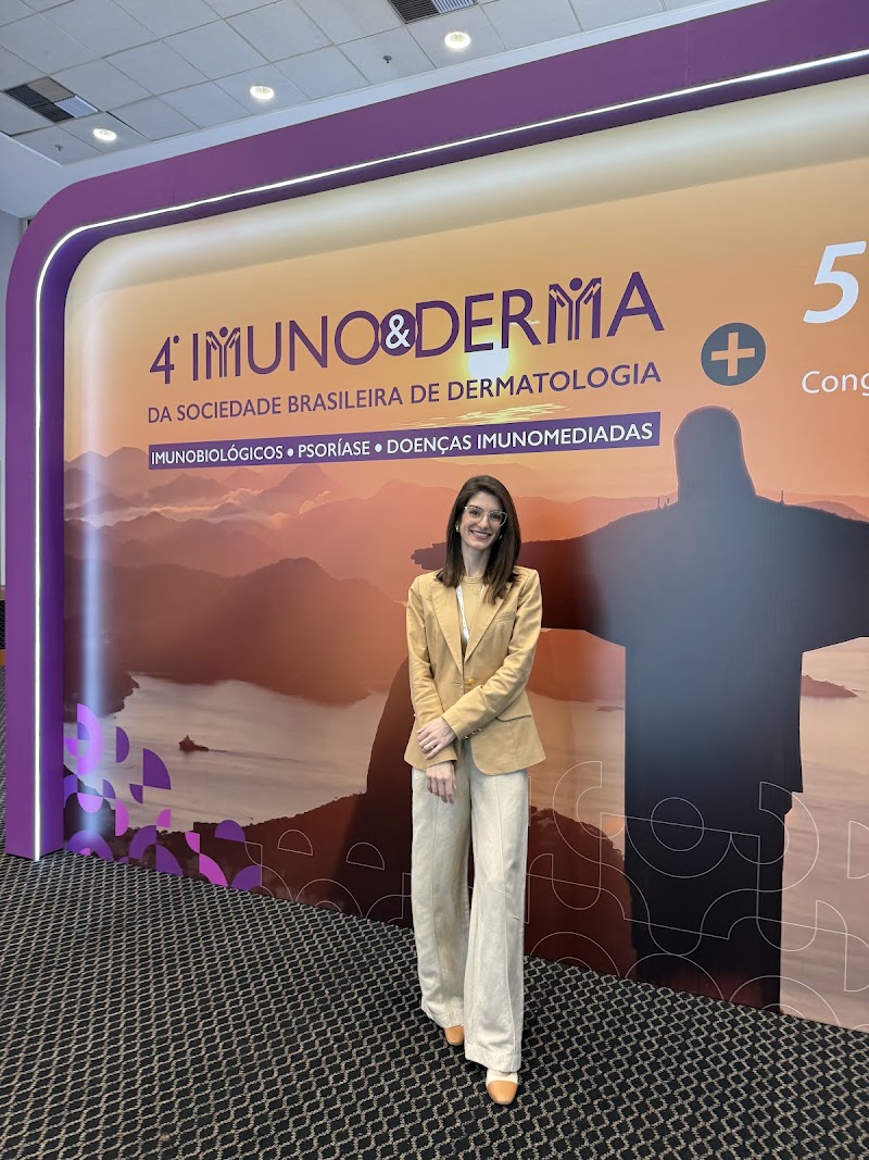 Foto de Dra Rafaella Castilho - Dermatologista em Curitiba