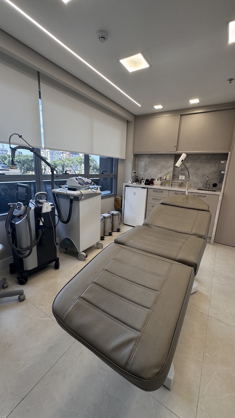 Foto de Dra Tricia Costa Claro | Dermatologista