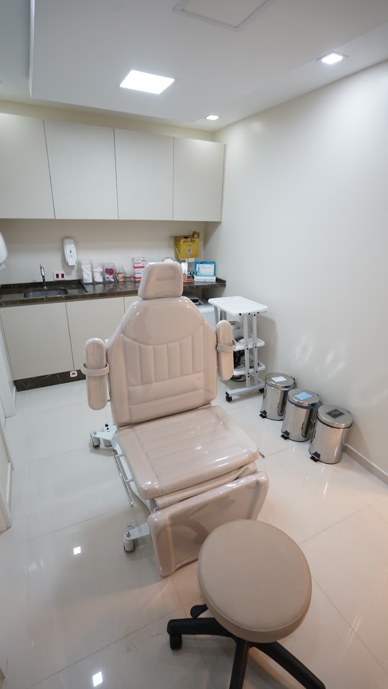 Foto de Dra. Mariana Zahdi - Dermatologista Curitiba