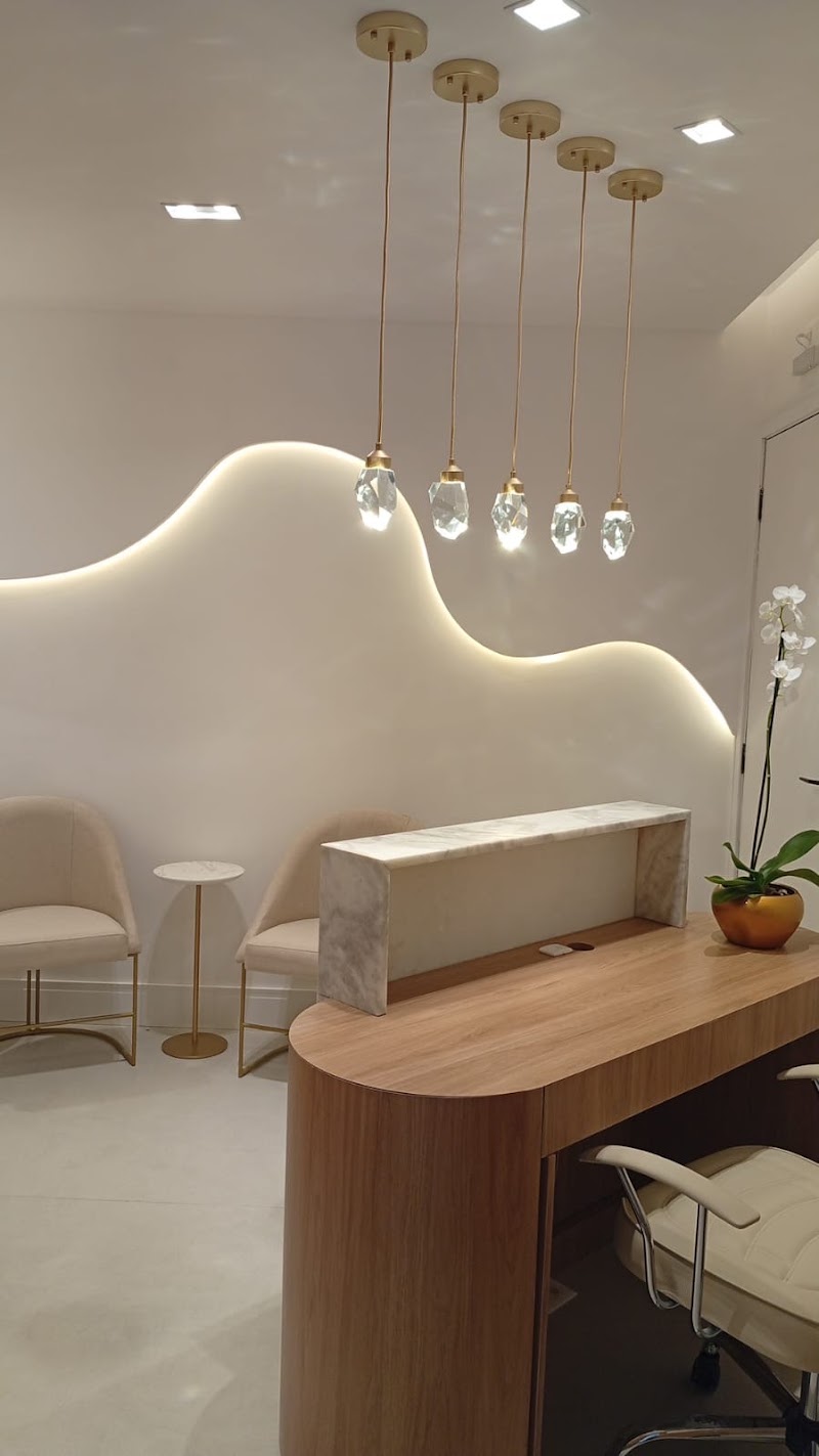 Foto de Dra. Mariana Zunino - dermatologista Curitiba