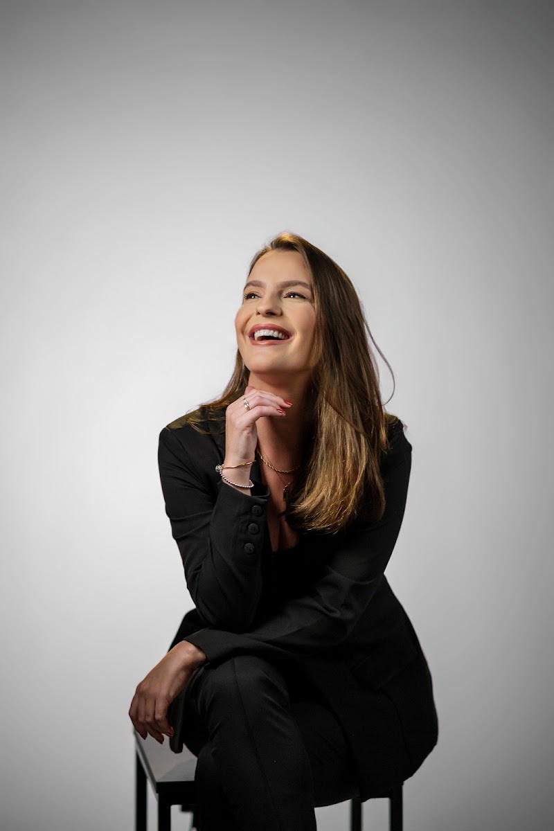 Dra. Sabrina Kahler Dermatologista - Curitiba