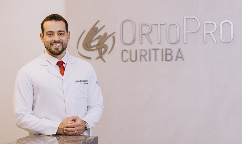 Foto de Dr Paul Milcent - Ortopedista Especialista em Joelho em Curitiba