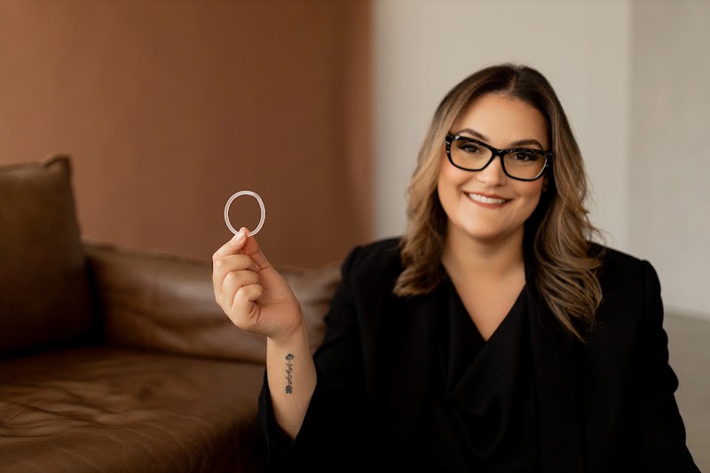Dra. Letícia Bernini de Souza - Ginecologista e Obstetra
