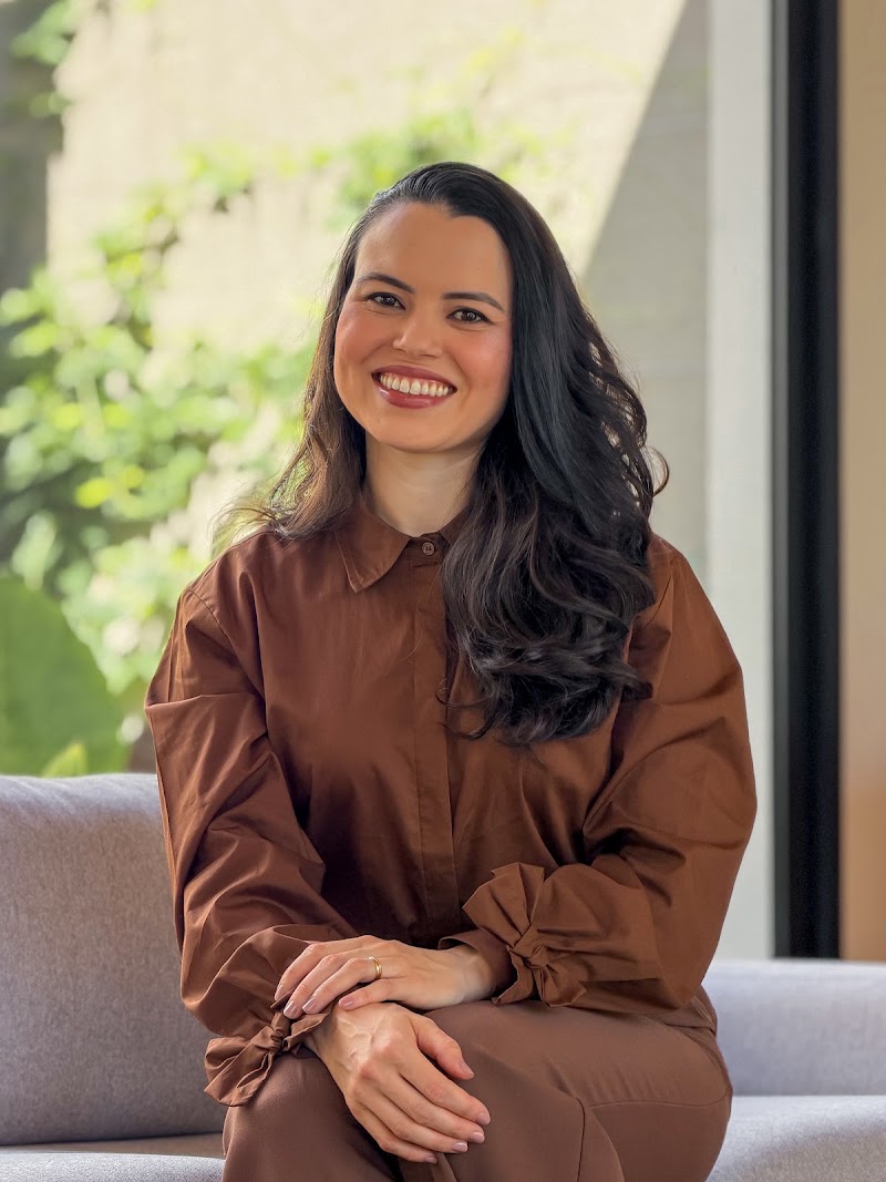 Dra. Aline Katzer - Ginecologista em Curitiba