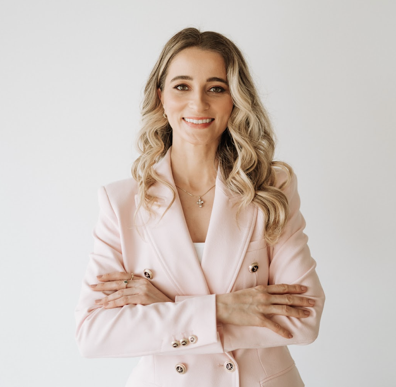 Dra. Camila Marcondes - Ginecologista Integrativa em Curitiba