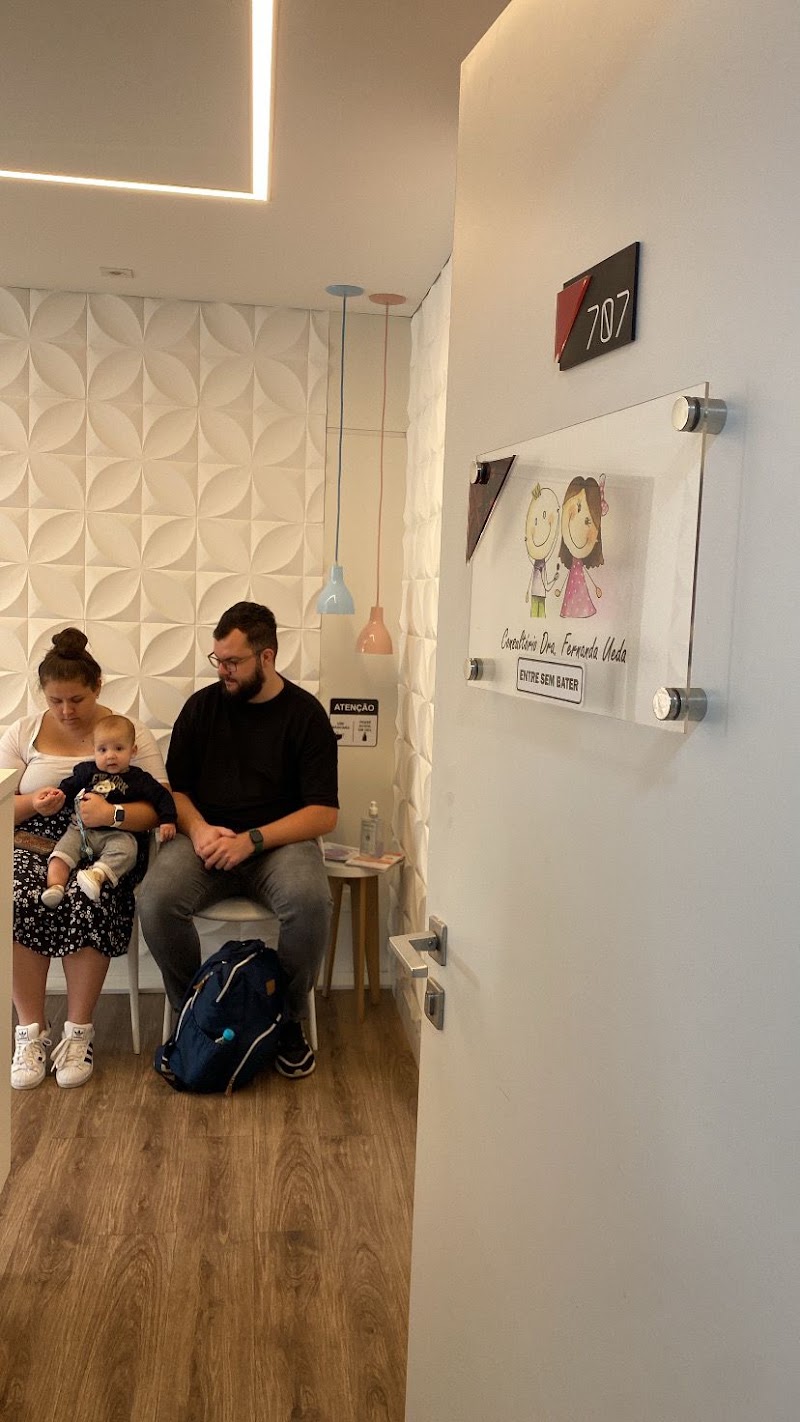 Foto de Dra. Fernanda Ueda - Pediatra em Curitiba