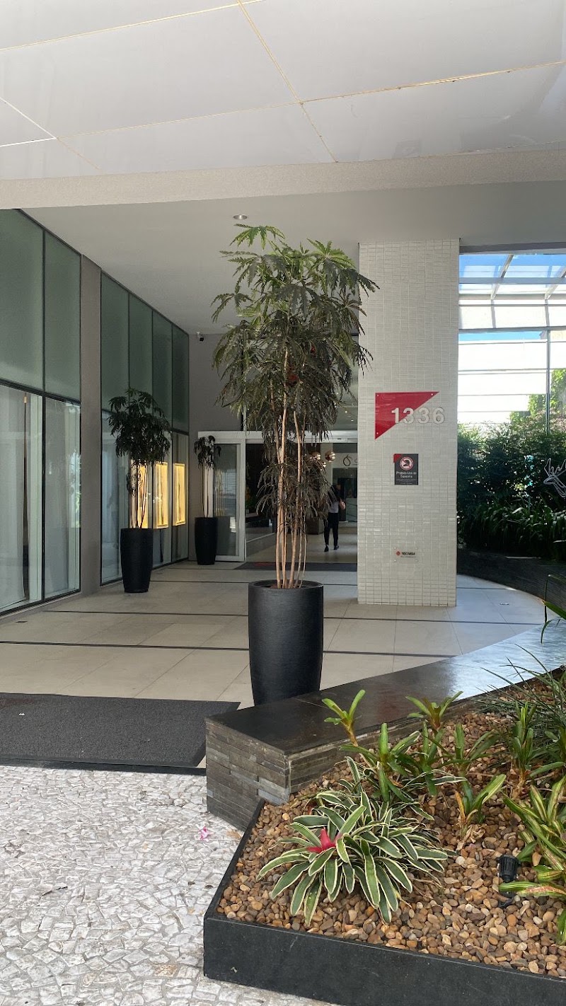 Foto de Dra. Fernanda Ueda - Pediatra em Curitiba