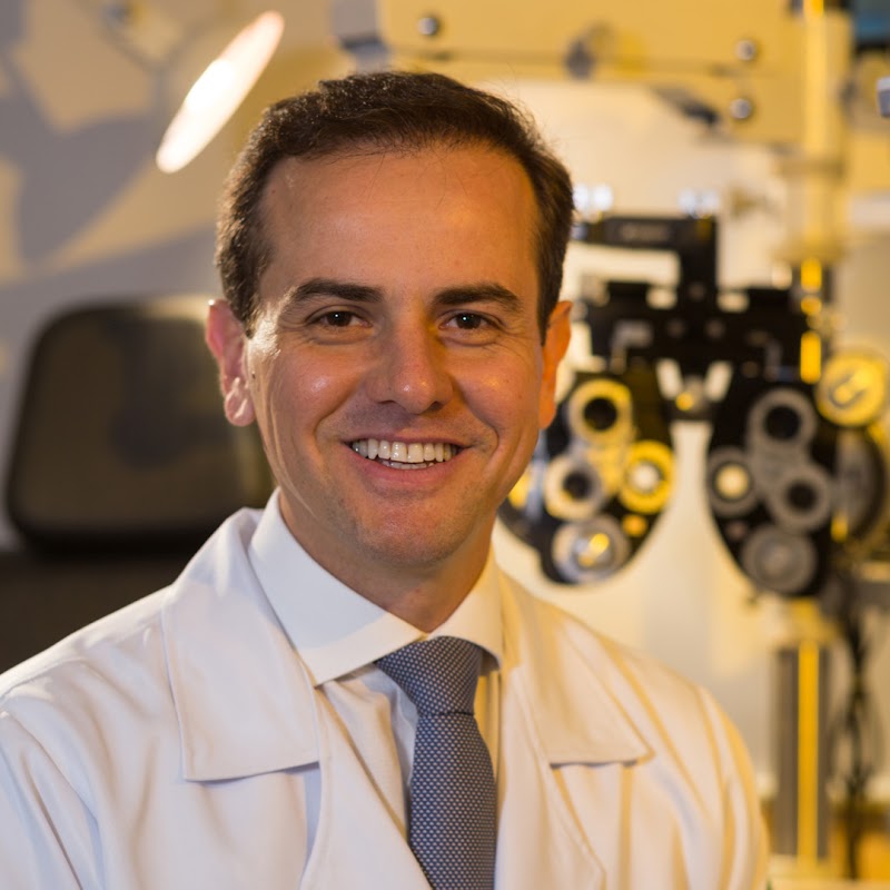 Dr. Marcelo Vilar