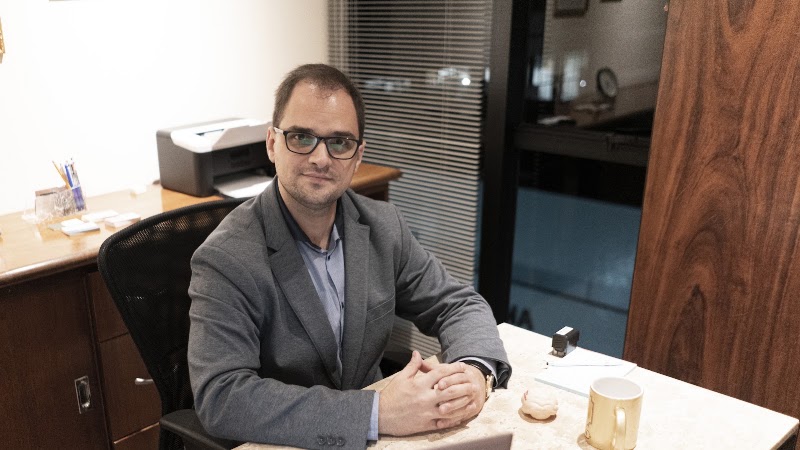Dr. Eduardo Alcantara Quidigno - Médico Psiquiatra em Curitiba PR