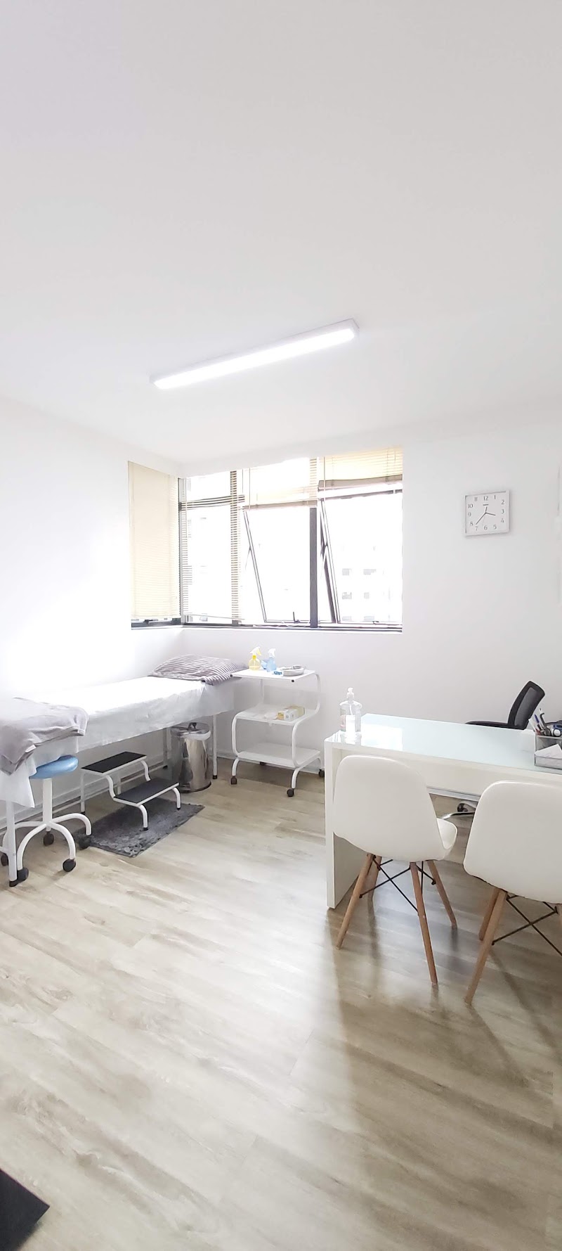 CLÍNICA SÖVY- Fisioterapia Pélvica Curitiba (Adulto e Infantil) - Dra Viviane Sobania