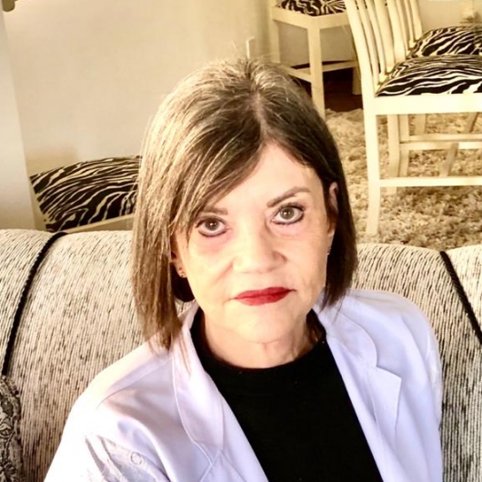 Foto de Dra. Maria Cristina Cardeal Ramos, Médico clínico geral
