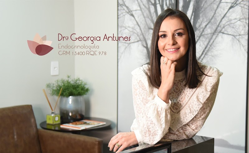 Dra. Georgia Nunes Antunes