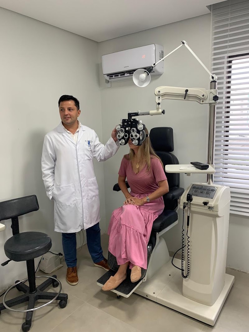 Clínica Coral Oftalmologia - Dr. Bruno Coral