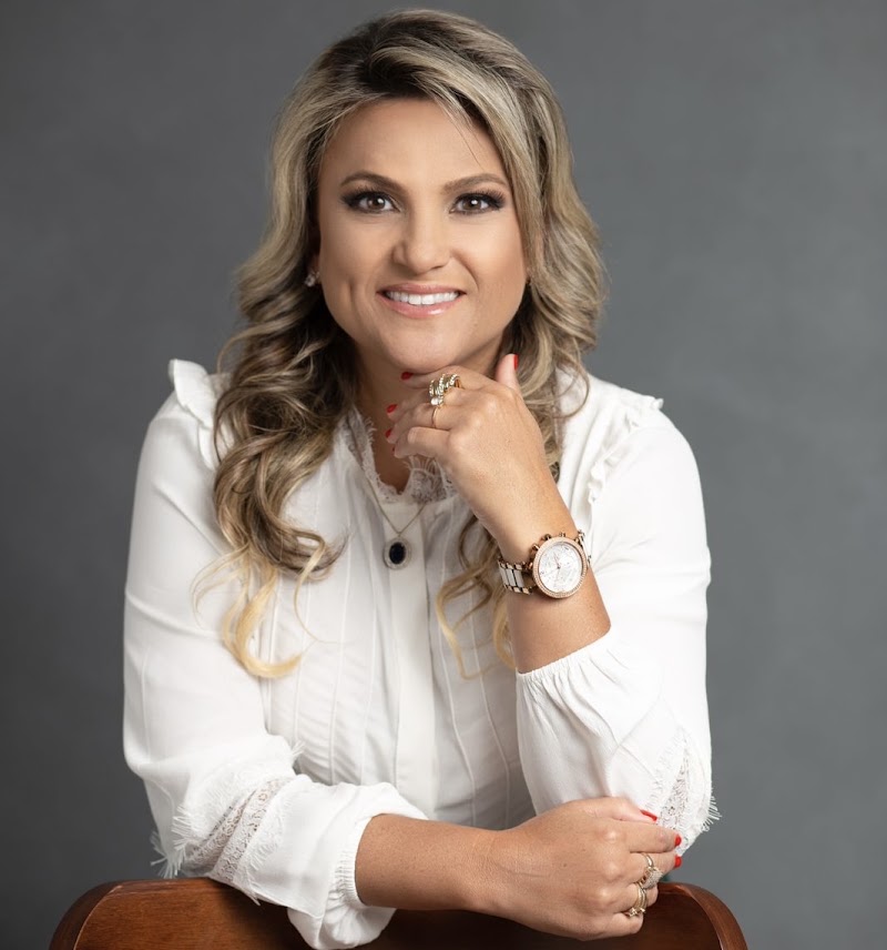 Dra. Thaís Bacha Berti - Oftalmologista em Criciúma